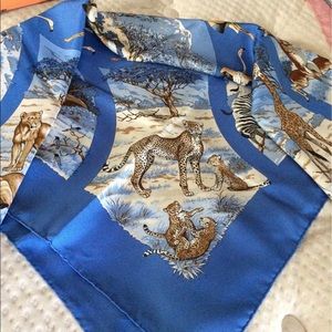 Hermes scarf Tanzanie silk 90cm (regular size)